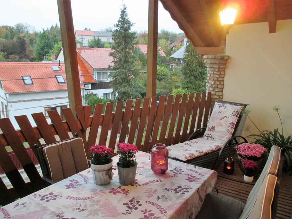 Mediterran Apartman Pécs Exterior foto
